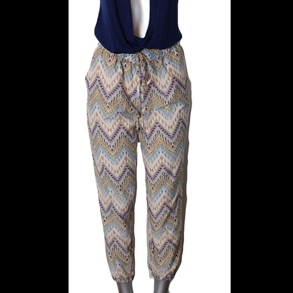 Charlotte Russe Size Medium Comfortable Pants